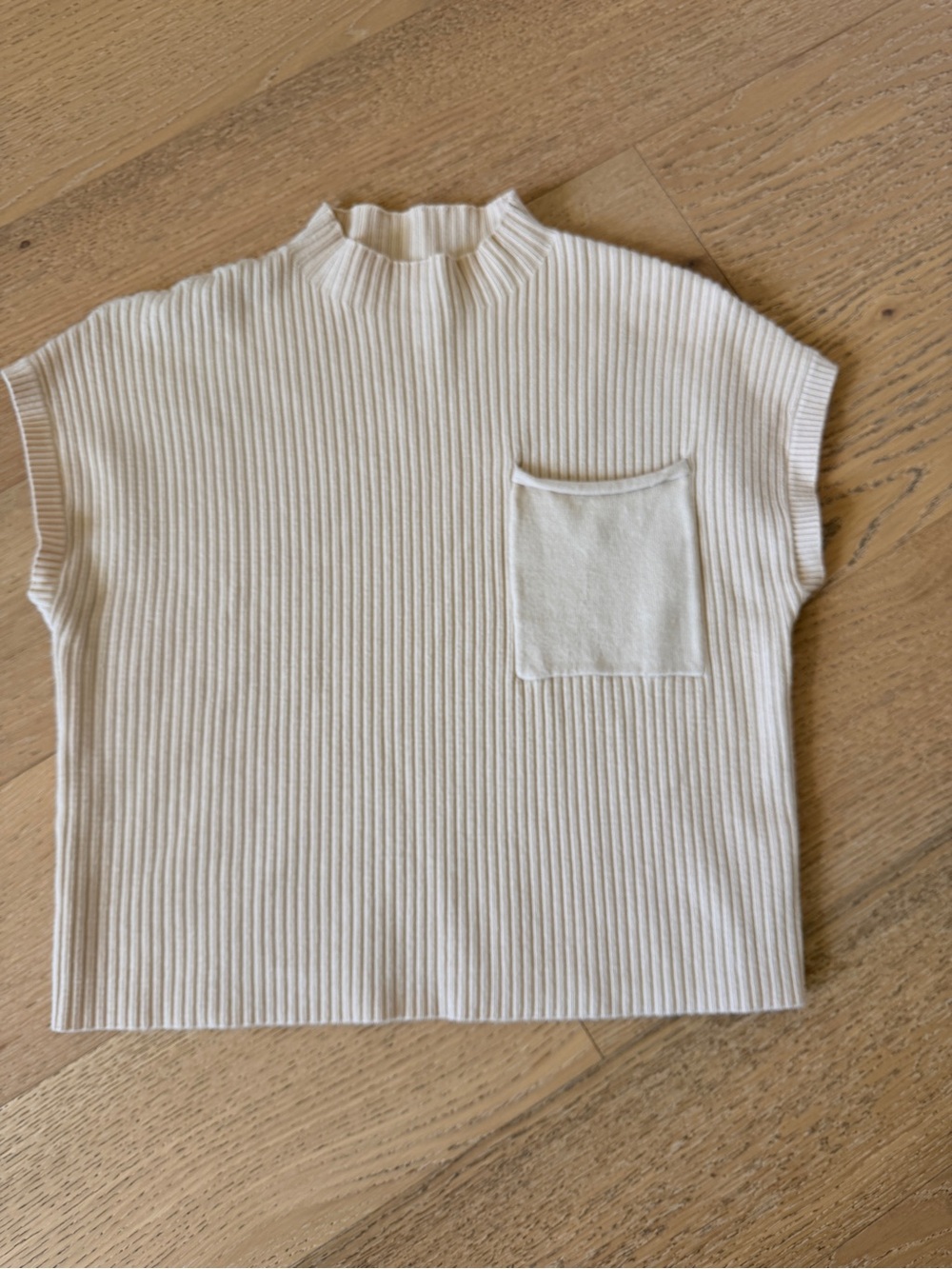 Boutique Women’s Crewneck Ribbed Pocket Sweater - Cream